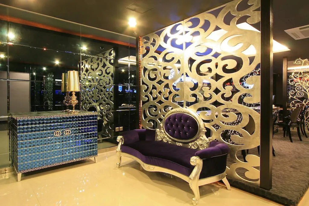 Artz Hotel Johor Bahru